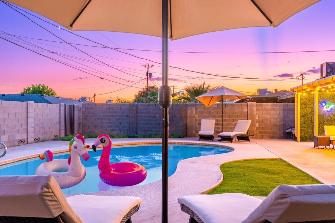 Casa de férias Gem! Pool, Patio, & Prime Location! Scottsdale