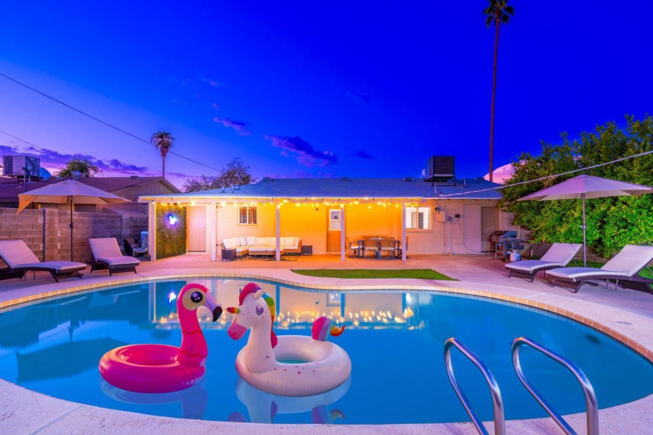Casa de férias Gem! Pool, Patio, & Prime Location! Scottsdale